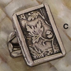 Vintage Silpada Sterling Silver Floral Vine Leaf Ring Size 7 R1839